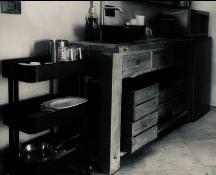 Private Room Studio Suite 耶路撒冷 外观 照片
